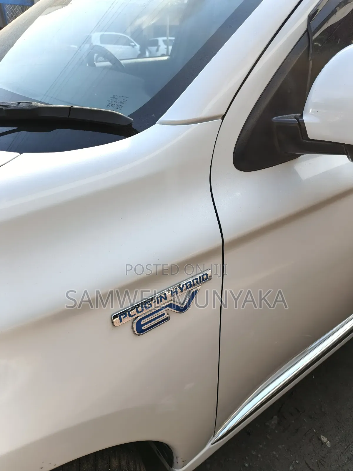Mitsubishi Outlander 2.0 PHEV AWD 2018 Pearl