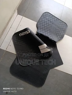 Rubber Floor Mat/Isuzu Floor Mat- Rubber for Daily Car Use