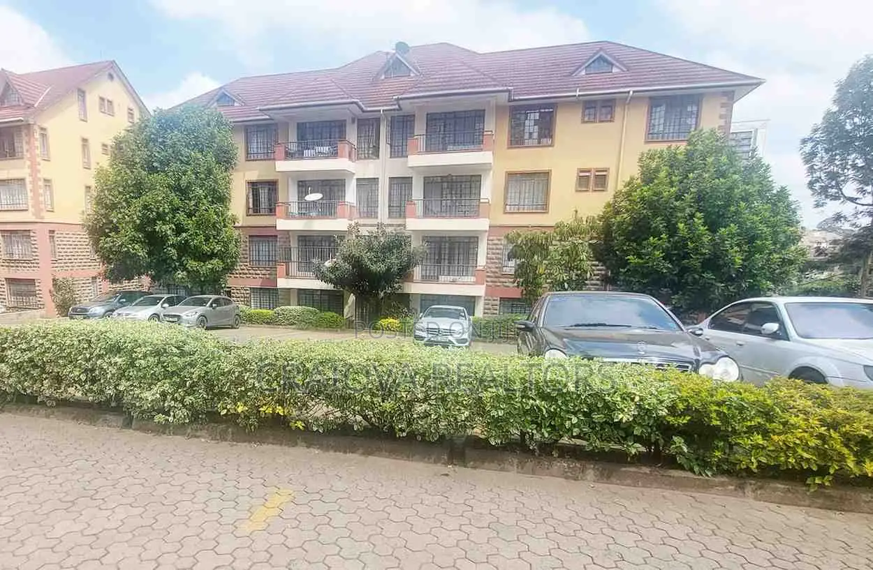 4bdrm Duplex in Valley Arcade for sale