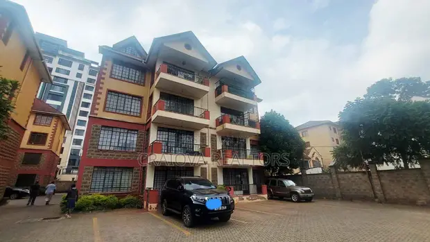 4bdrm Duplex in Valley Arcade for sale