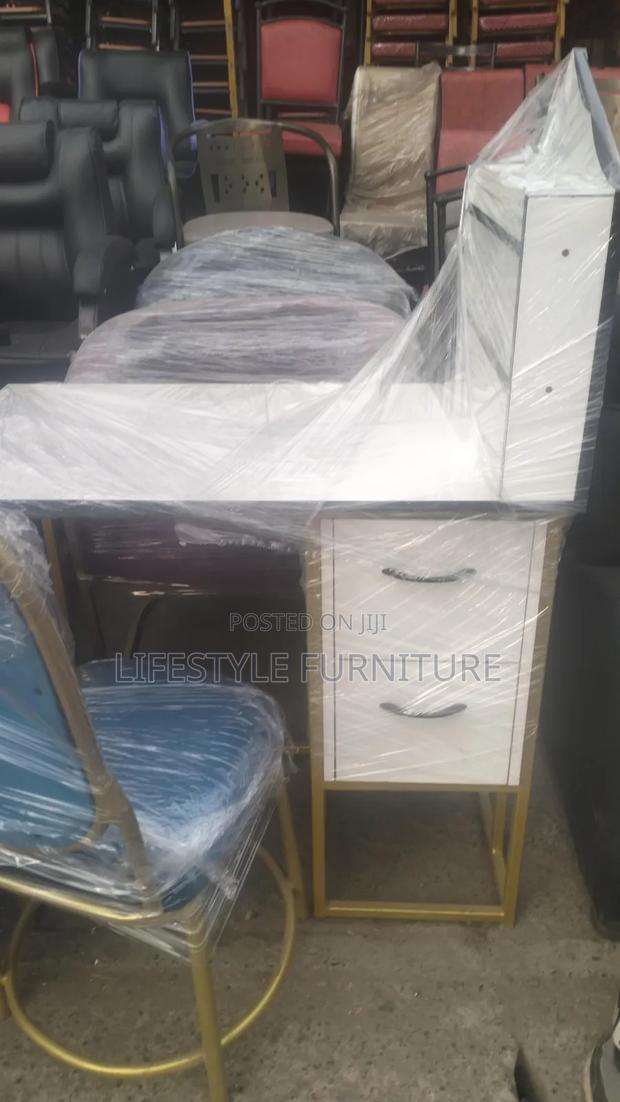 Nail Table With Drawers - main view