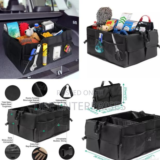 Large Capacity Divided Car Boot Organizer With Compartments