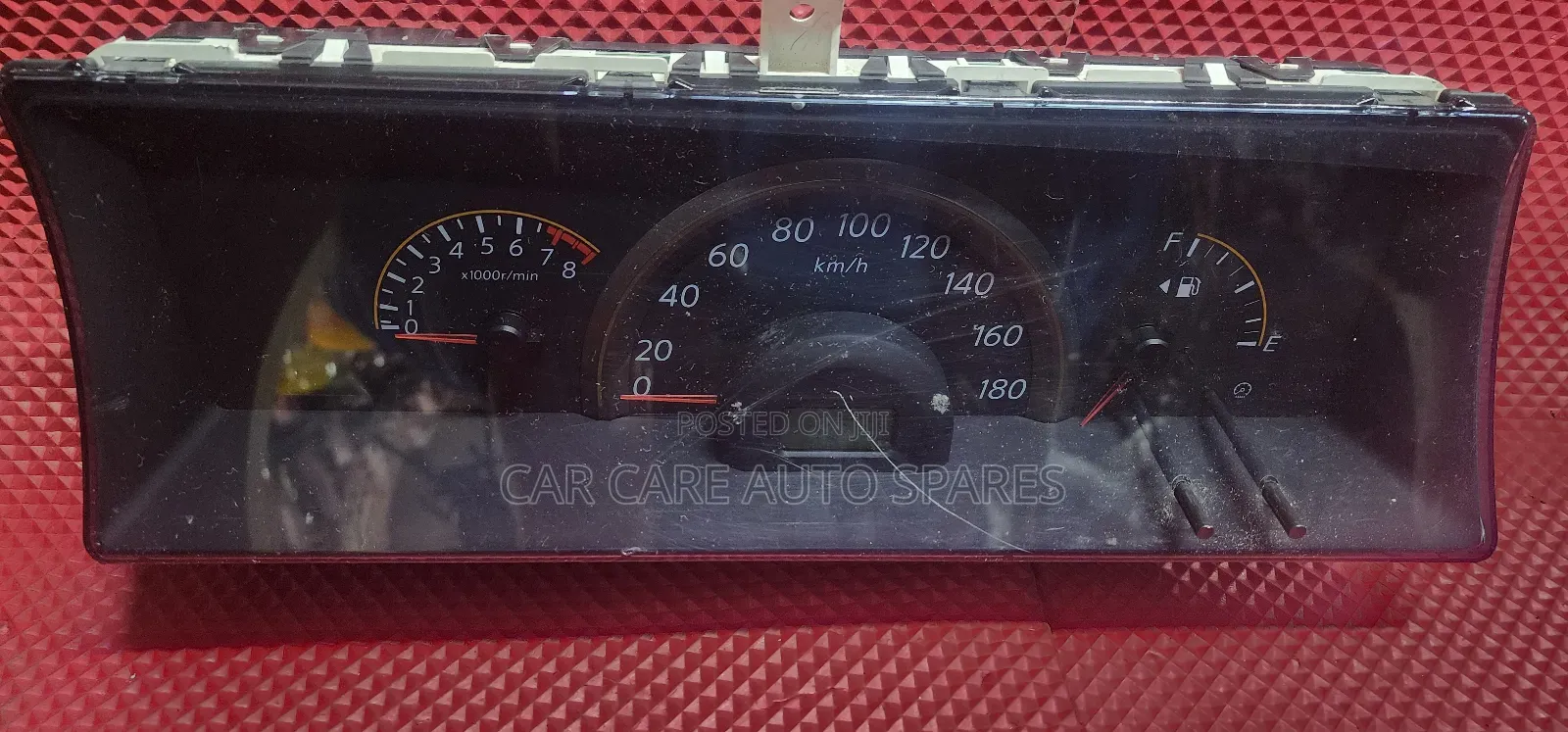 Dashboards Clock Nissan Teana