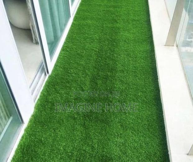 Garden and Durable Green Grass Carpet - main view
