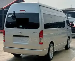 Toyota HiAce 2018