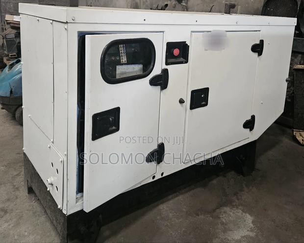 Sdmo 7kva Single Phase Ex Uk 🇬🇧 Diesel Generator Quality - thumbnail 3