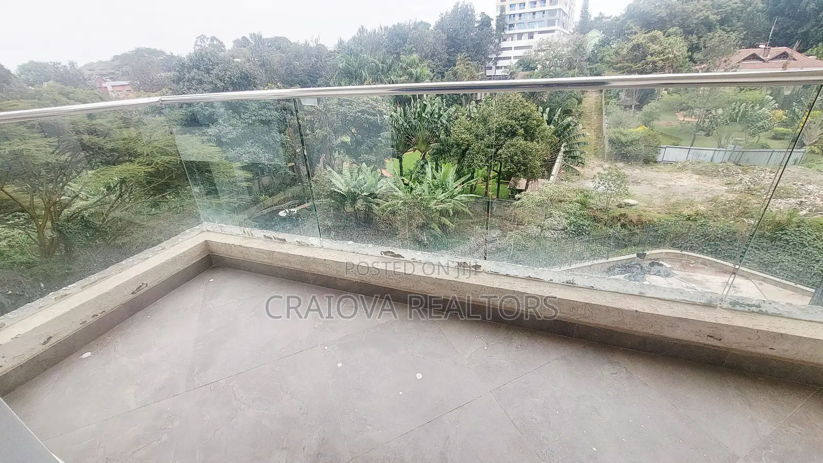 Furnished 1bdrm Apartment in Riverside Drive for sale