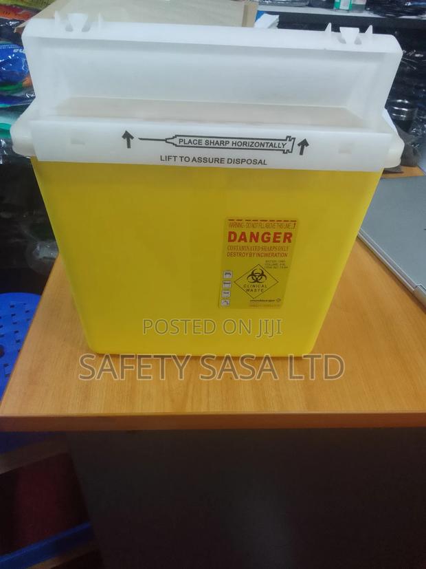 Disposable Sharps Container -biohazard Waste - thumbnail 3