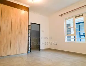 4bdrm Mansion in Batian Estate, Kenyatta Road / Theta for sale