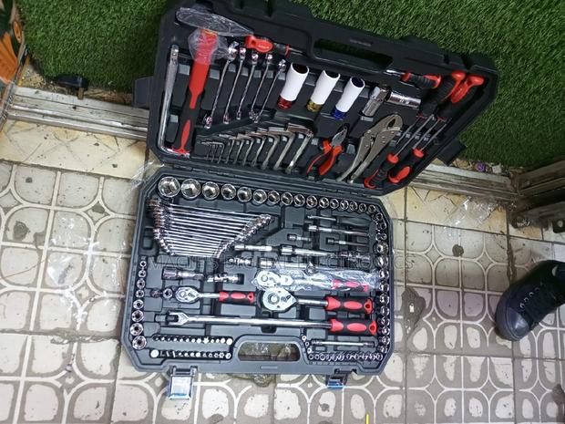 Well Performing 142+2pcs Toolset - main view