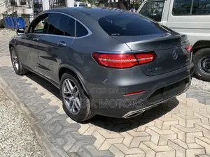 Mercedes-Benz GLC-Class 2018 Silver