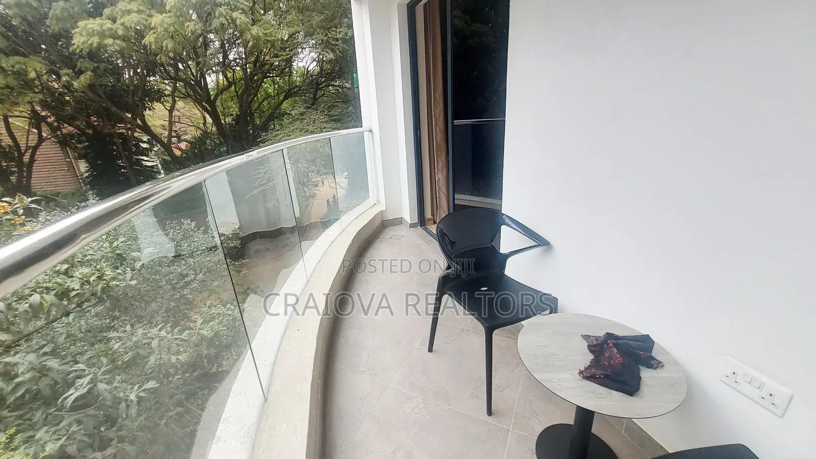 Furnished 2bdrm Apartment in Riverside Drive for sale