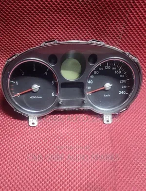 Dashboard Clock Nissan X-Trail Nt31