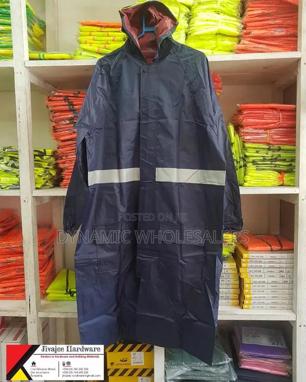 Raincoat With Reflector - main view