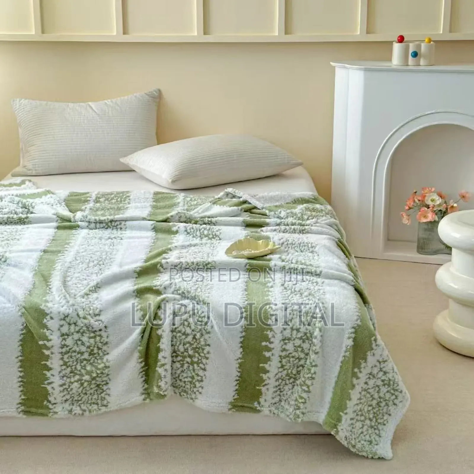 Sherpa Throw Blanket
Size 6*7