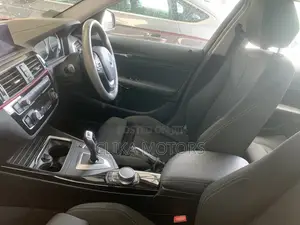 BMW 118d 2018 Red
