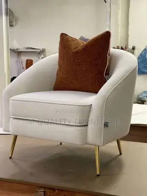 A Commanding Blend of Luxury, Comfort and Classic Charm