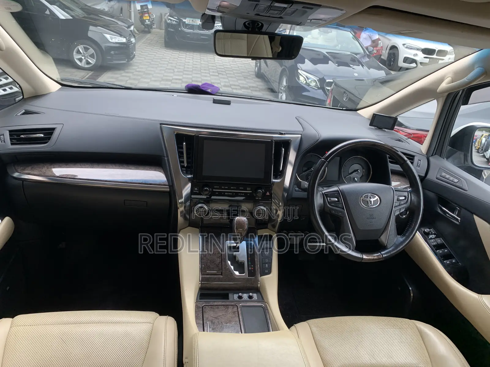 Toyota Alphard 3.5 Petrol AWD 2018 White