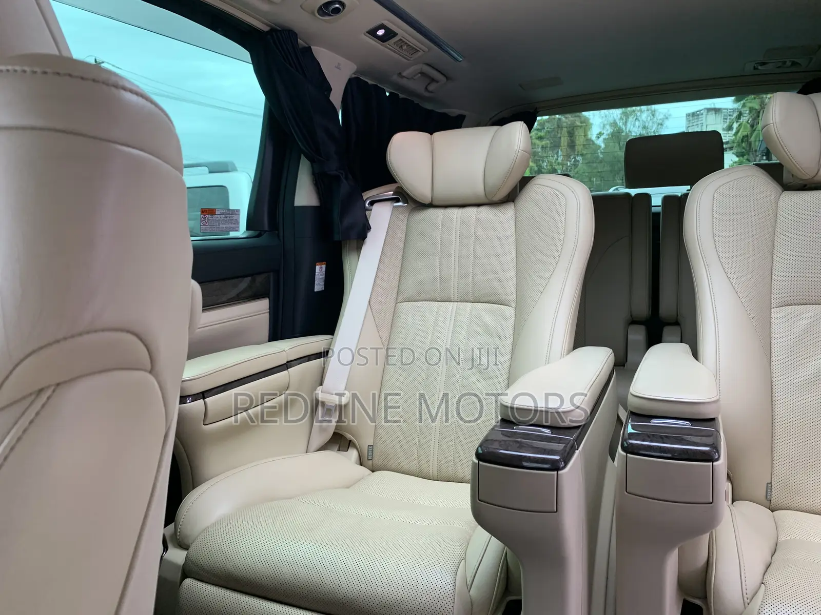 Toyota Alphard 3.5 Petrol AWD 2018 White