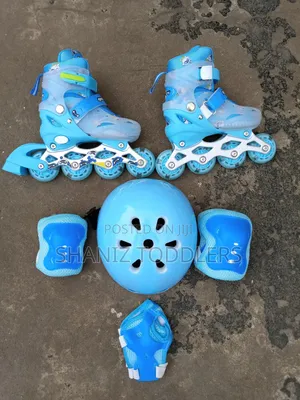 Adjustable Skates With Rubber Wheels