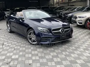Mercedes-Benz E200 2018 Blue
