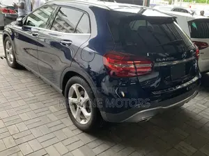 Mercedes-Benz GLA-Class 2018 Black