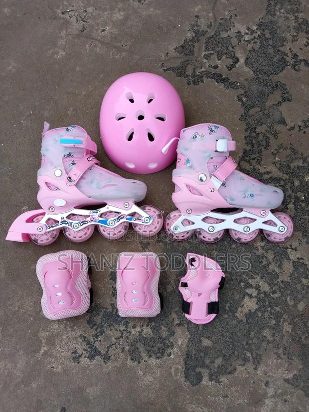 Durable Kids Skating Shoes