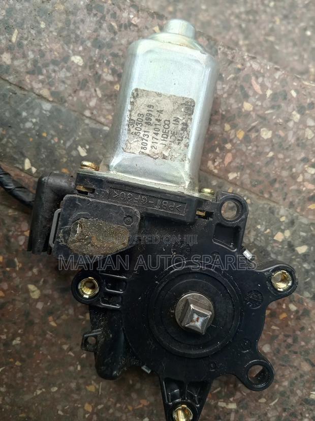 Nissan Tiida Left Side Window Motors - thumbnail 3