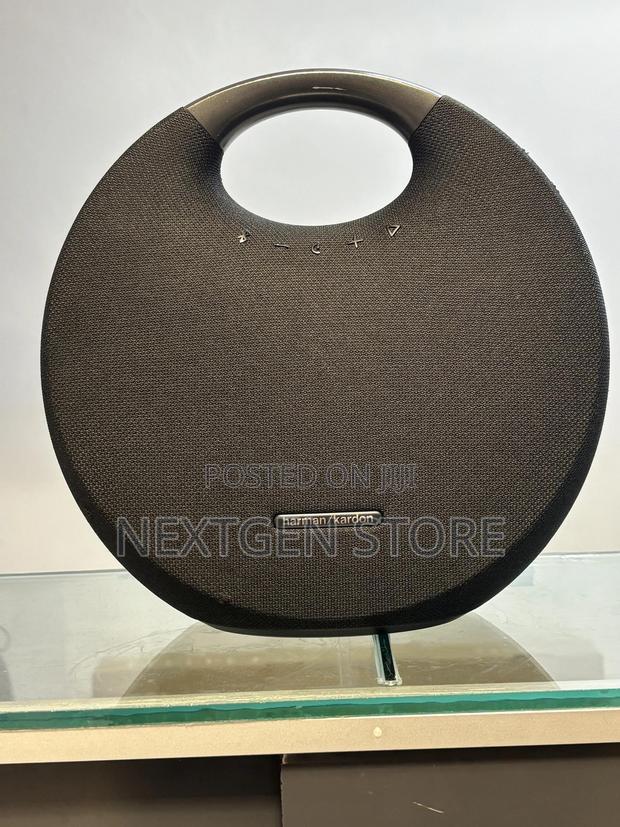 Harman Kardon Onyx Studio 6