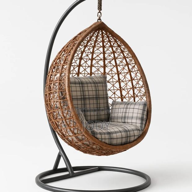 Luxury Hanging Swing Chair – Indoor Outdoor Comfort