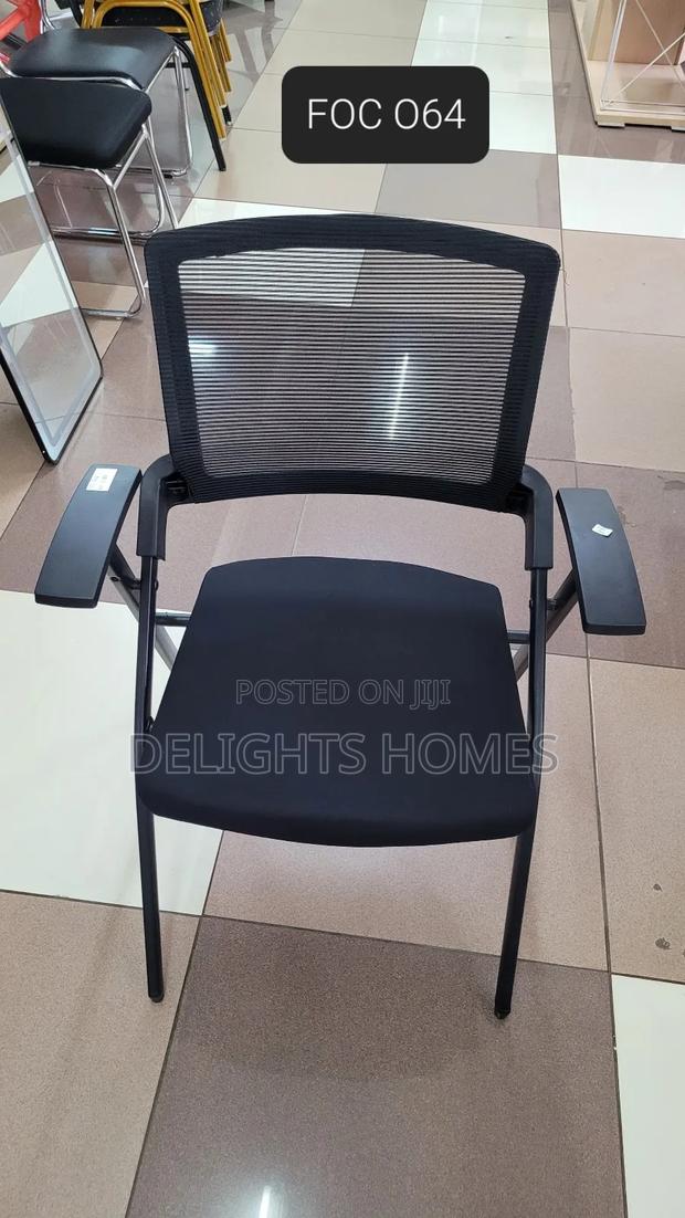Ergonomic Mesh Swivel Chair - main view