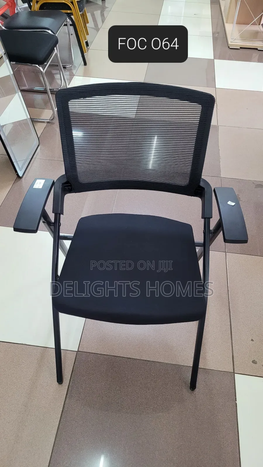 Ergonomic Mesh Swivel Chair