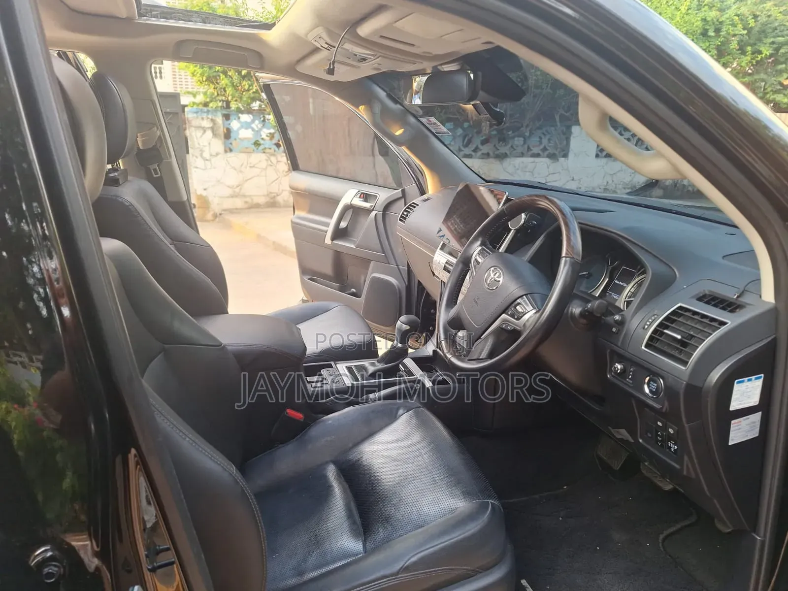 Toyota Land Cruiser Prado 2018 Black