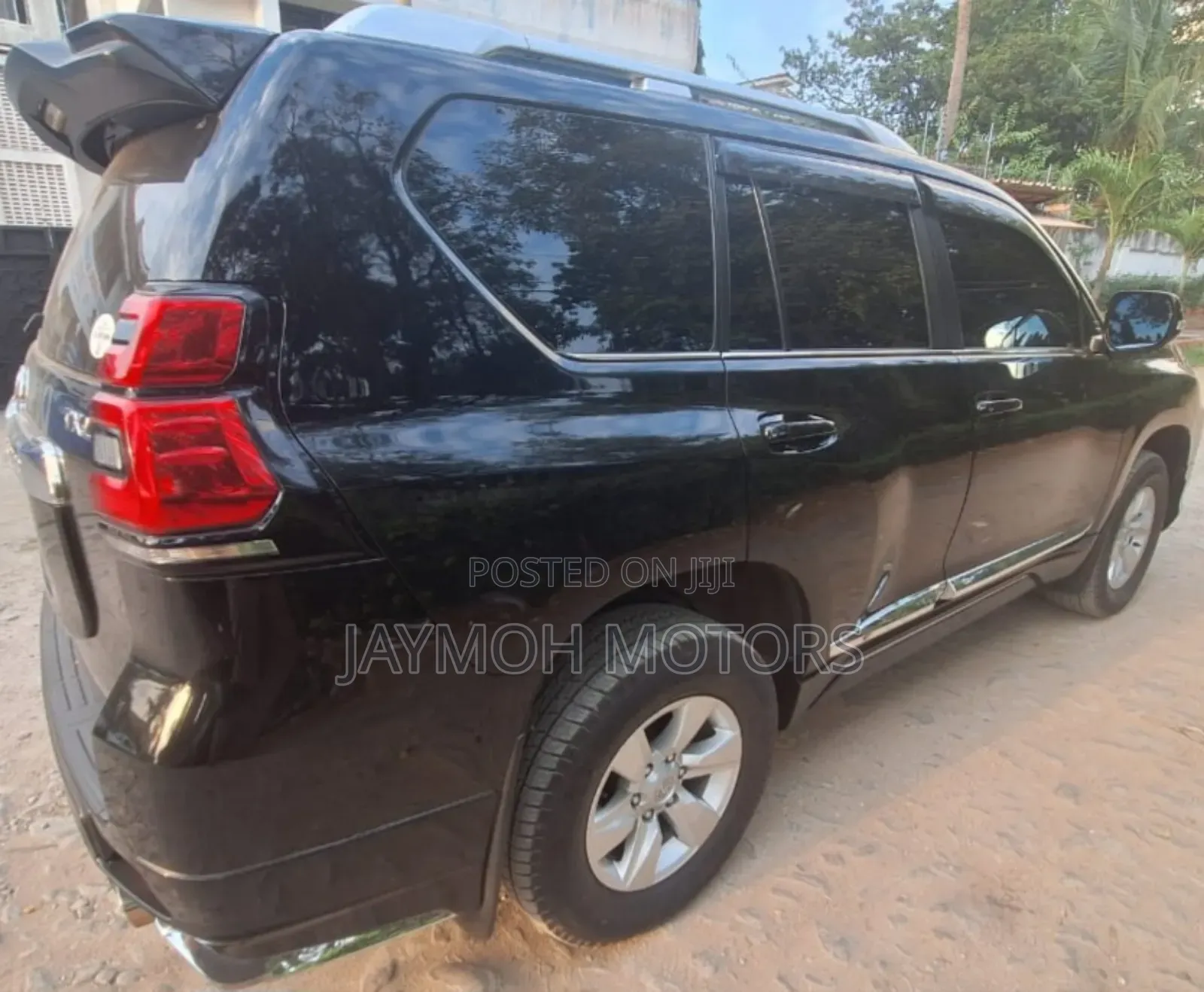 Toyota Land Cruiser Prado 2018 Black
