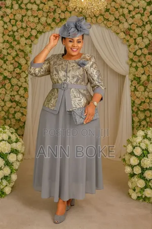 Beautiful Ceremonial Gown Sizes: 44-52 { Big Fitting}