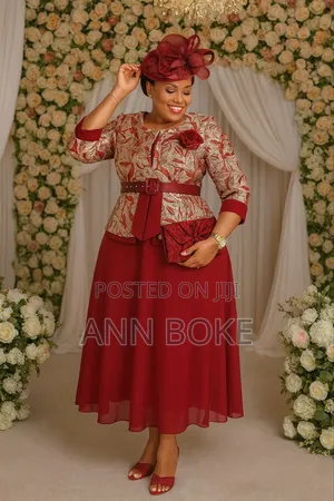 Beautiful Ceremonial Gown Sizes: 44-52 { Big Fitting}