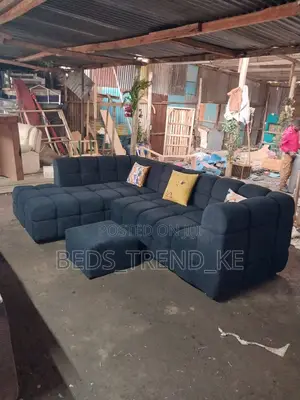 Baautiful Black 6 Seater Bubble L Seat Sofa