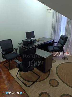 Executive Office Desk With Visitorchairs–Modern Professional - thumbnail 2