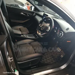Mercedes-Benz GLA-Class 2018 Gray