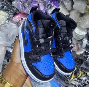 Kids Jordan High-cut Shoes
Size: 22,24,27,28,29,30,31,32,33, - thumbnail 2