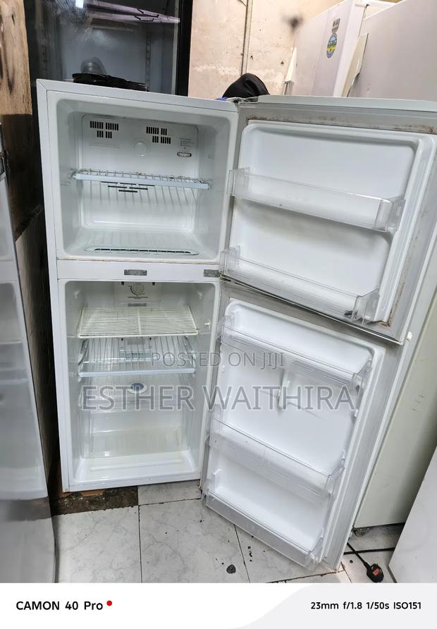 Medium Lg Fridge (250l) - thumbnail 3