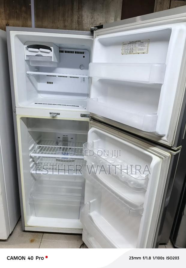 Normal Samsung Fridge (300l) - thumbnail 3