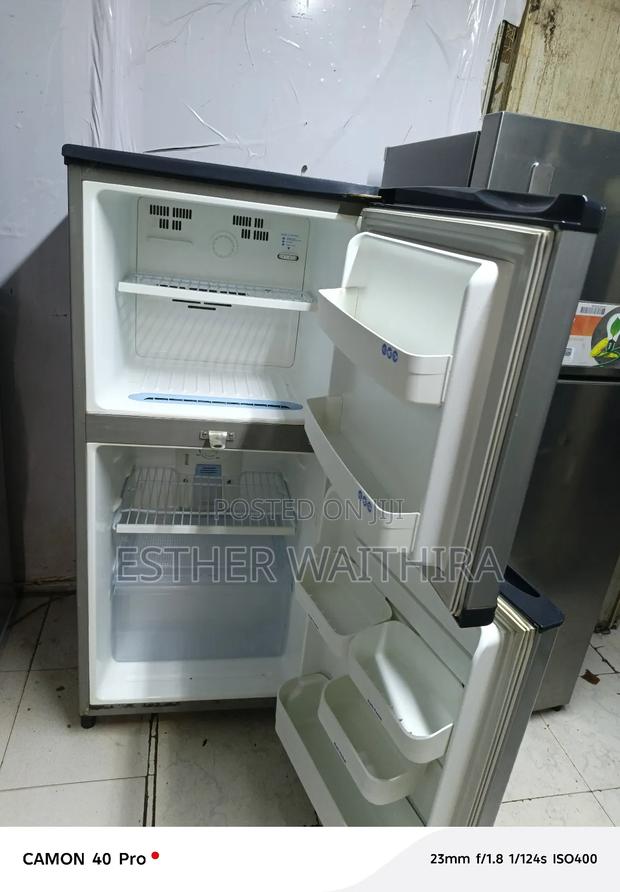 Lg (200l) Non Frost Fridge - thumbnail 4