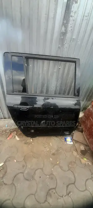 Succeed Rear Right Door