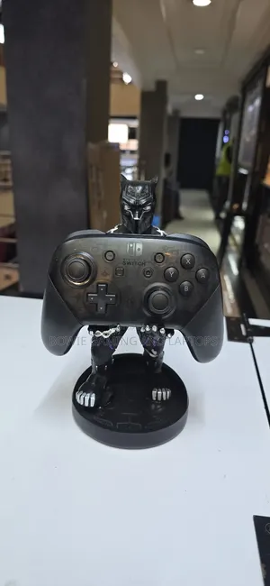 Nintendo Switch Pro Controller