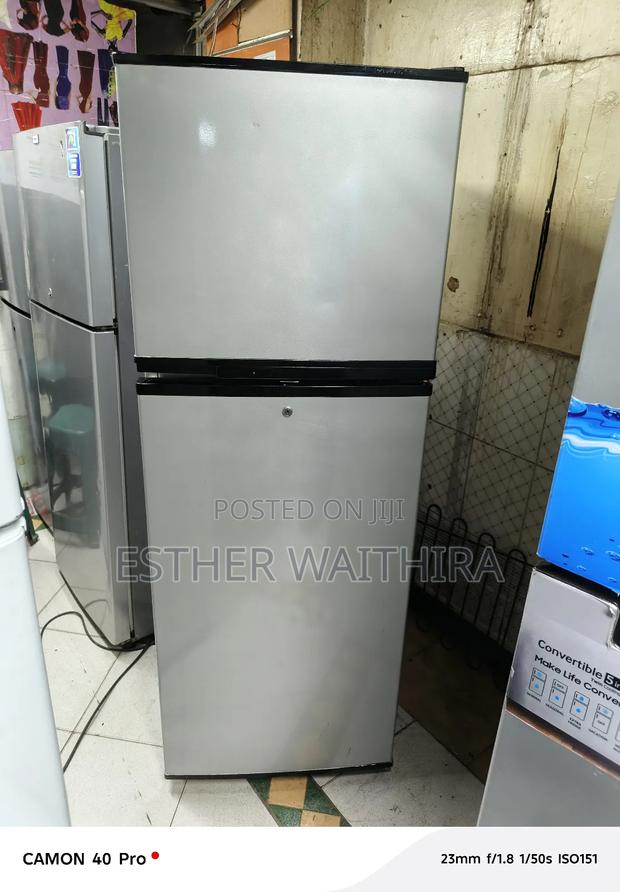 Neat Samsung Fridge (300l) - main view