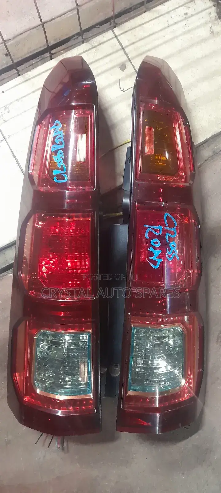 Honda Crossroad Tailights
