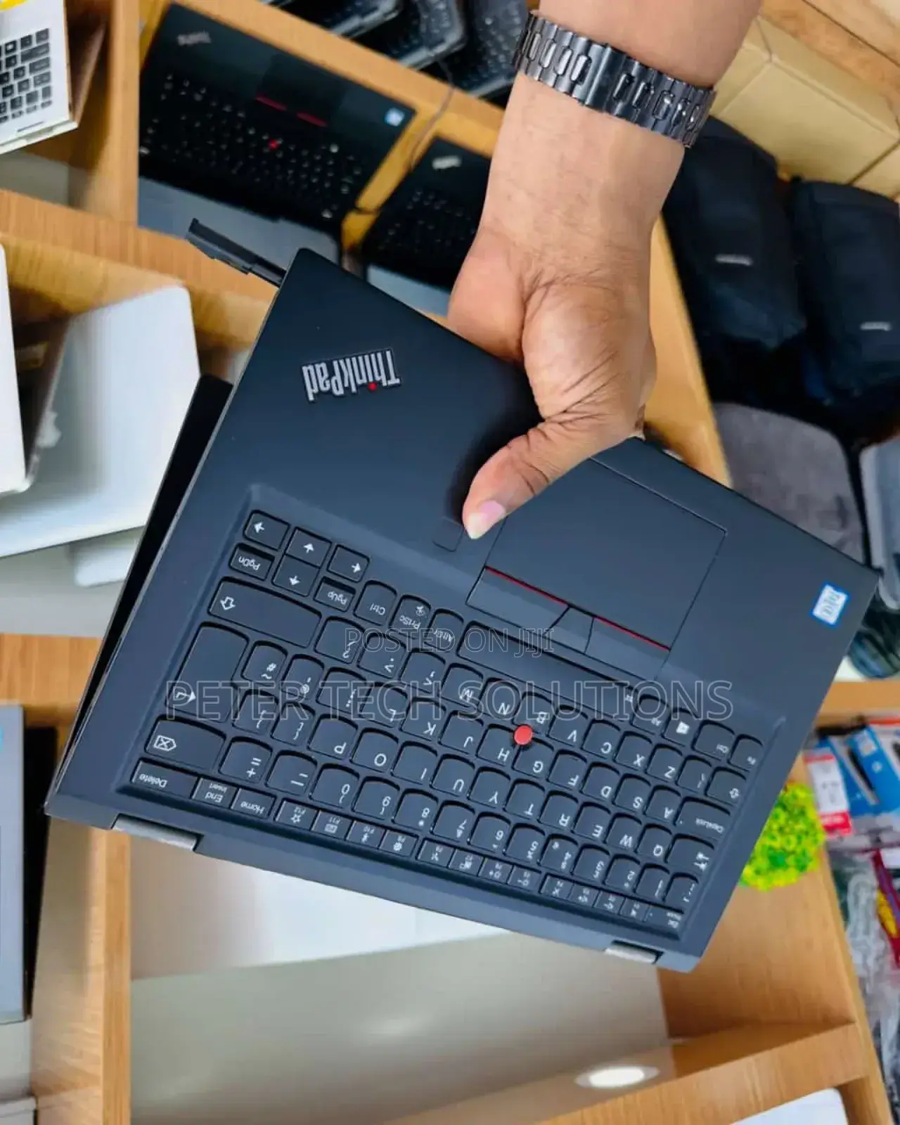 New Laptop Lenovo ThinkPad X390 Yoga 8GB Intel Core I5 SSD 256GB