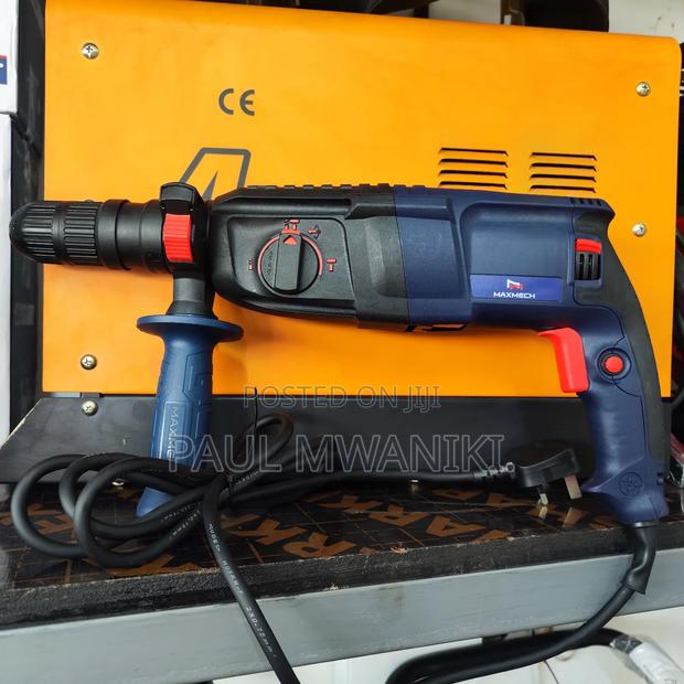 Maxmech 800w Rotary Hammer - main view