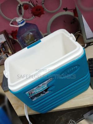 Pacific 4.5litres Ice Cooler Box - main view